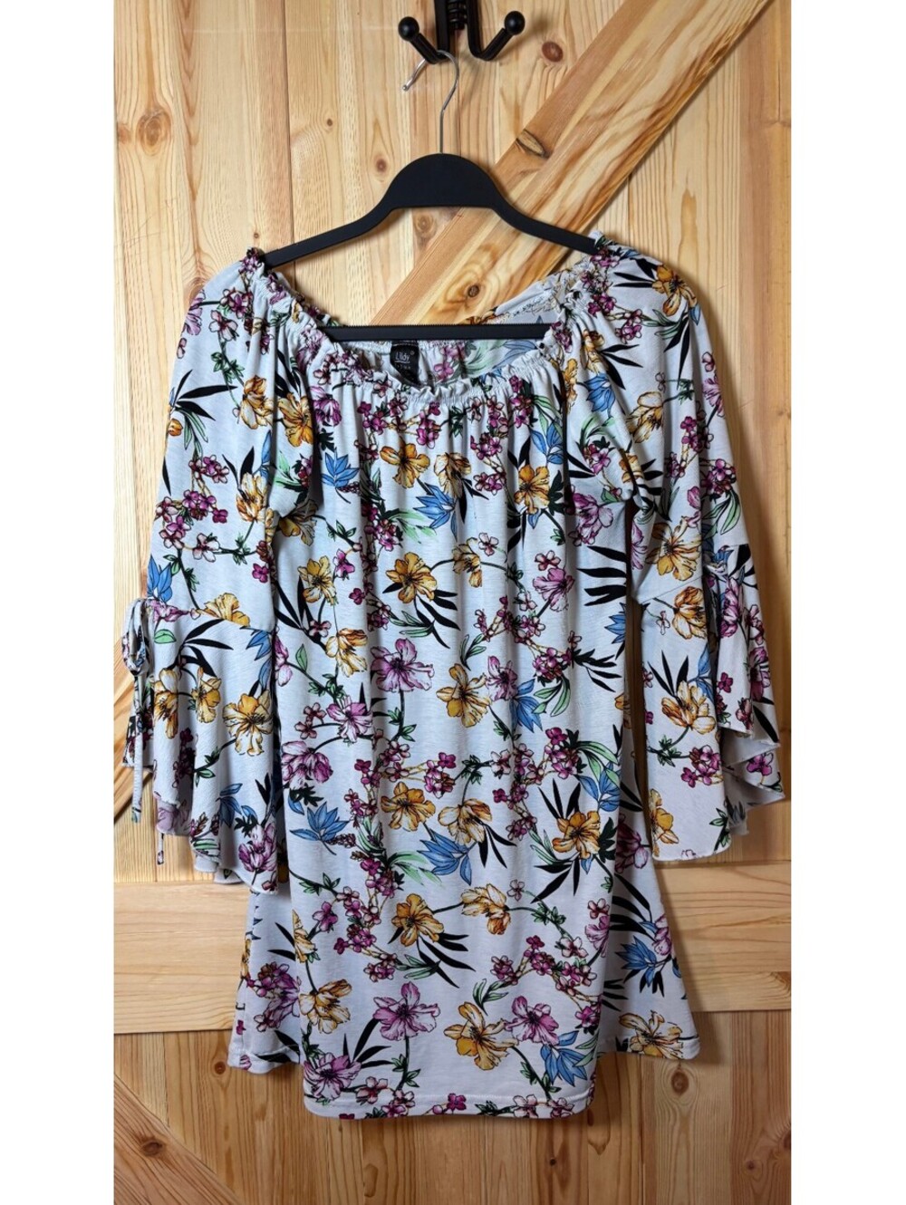 Lildy Floral Tie Sleeve Tunic Top Size S-M